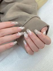 -UU·NAIL美甲美睫專門店
