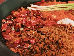 牛油红锅-吃皮火锅馆(苏宁店)