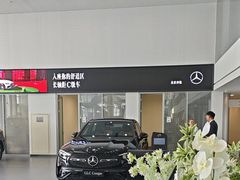 -天津波士信达奔驰4S店(卫津南路店)