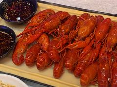 -肥肥虾庄·金牌油焖大虾(首义路店)