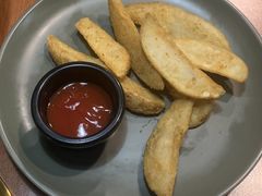 薯角-魏斯理汉堡(西安沣东吾悦店)