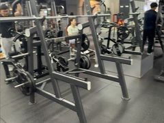 -VLines耀能运动24小时·月付制健身(京广桥店)