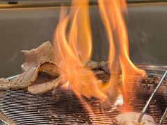 -围炉肉舍•炭烤活鳗•丹东海鲜烤肉(步行街店)