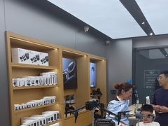 -DJI大疆(深圳华强北曼哈授权体验店)