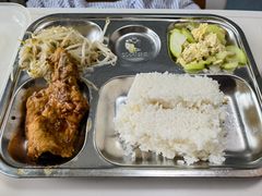 -上海市松江区泗泾医院