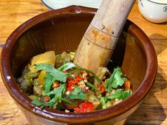 -老滇山寨•云南特色菜•地方菜•民族风情歌舞表演(金碧店)