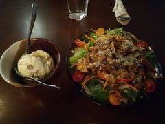 日式照烧鸡肉沙拉-萨尔瓦多Salvador's