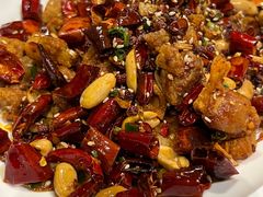 辣子鸡-肆海小川菜酒馆Wine Bistro (青年路店)