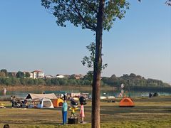 -梁子湖东篱老屋生态庄园