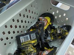 -周黑鸭(北京海淀区新中关店)