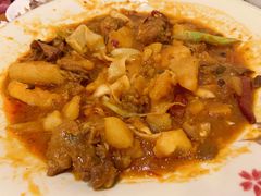 沙湾大盘鸡-西域盛宴烧烤新疆菜清真餐厅(古美店)