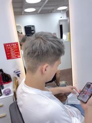 -乾健·烫染·接发SALON