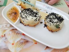 -小杨生煎(金山百联购物中心3楼店)