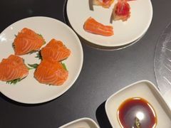 -钱小奴海鲜自助黑金店(杭州滨江龙湖店)