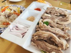 -百盛新疆特色餐厅