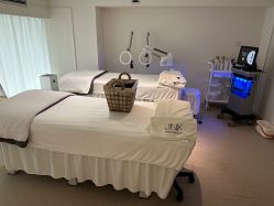 -JNK皮肤管理中心