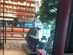 -老牌坊云南鱼豆花火锅(哈西万达店)