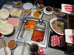 -海底捞火锅(杭州滨江九宜城店)