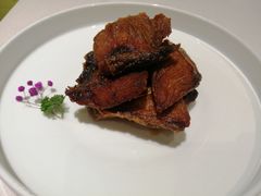 上海熏鱼-老正兴菜馆(福州路店)