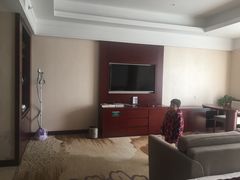 -兴芮温泉度假区