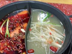 -赵美丽·重庆社区火锅·直营店(火车东站·中豪国际店)