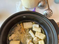 -东椰·海南椰子鸡火锅(朝阳门店)