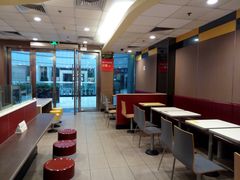 -麦当劳(华融店)