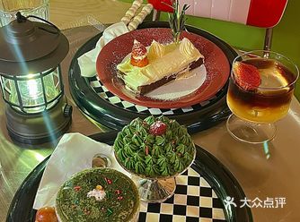 成都玉林！圣诞漂亮咖啡店！！