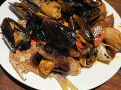 -四海一家自助餐(益田假日广场店)