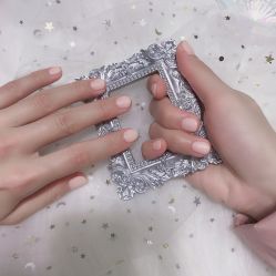 -吉吉靓甲美睫