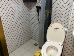 -上海泊客小栈(虹桥娄山关路地铁站店)
