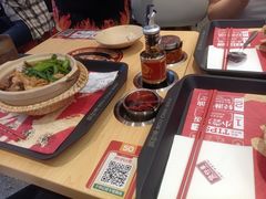 -华记煲仔华·煲仔饭(三元里万科里店)