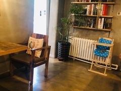 -HIGH FIVE哈福手工汉堡(桂林路店)