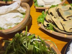 -民食香·腊排骨野生菌美食(木府店)
