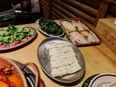 -洱火云南酸菜牛肉火锅(石景山当代商城店)