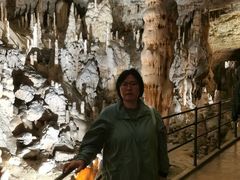 -波斯托伊纳溶洞