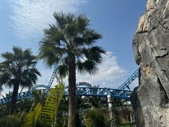 -七彩云南欢乐世界