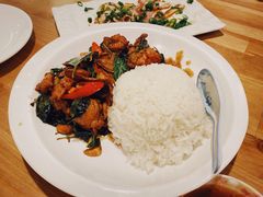 塔香三杯二黄鸡饭套餐-光头匠