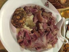 皇冠自酿啤酒坊-皇冠自酿啤酒坊(中国红街5号楼店)