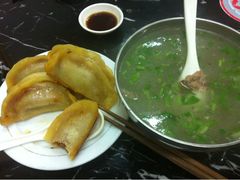 iphone_upload_pic-清真·玛丽亚新疆菜主题餐厅(浙江中路店)