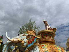 -七彩云南欢乐世界