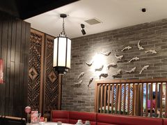 -野山舂·贵州现舂酸汤牛肉(民生路店)
