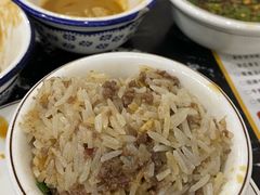 -牛一煲美食(江高店)