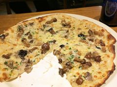 牛肝菌松露披萨-玛尚诺意式餐厅(日月光店)