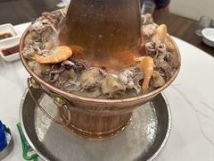 -鑫渔港海鲜本地菜·山海关浑锅(东戴河店)
