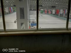 -乔波室内滑雪场