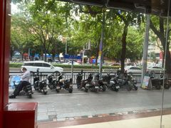 -塔斯汀中国汉堡(白云京溪地铁站店)