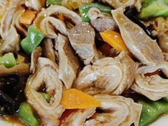 -金卯白肉罩火烧