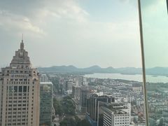 -Hi City·城市之巅