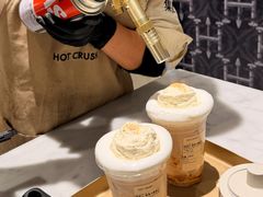 -HOT CRUSH趁热集合·现烤面包(上海环球港店)